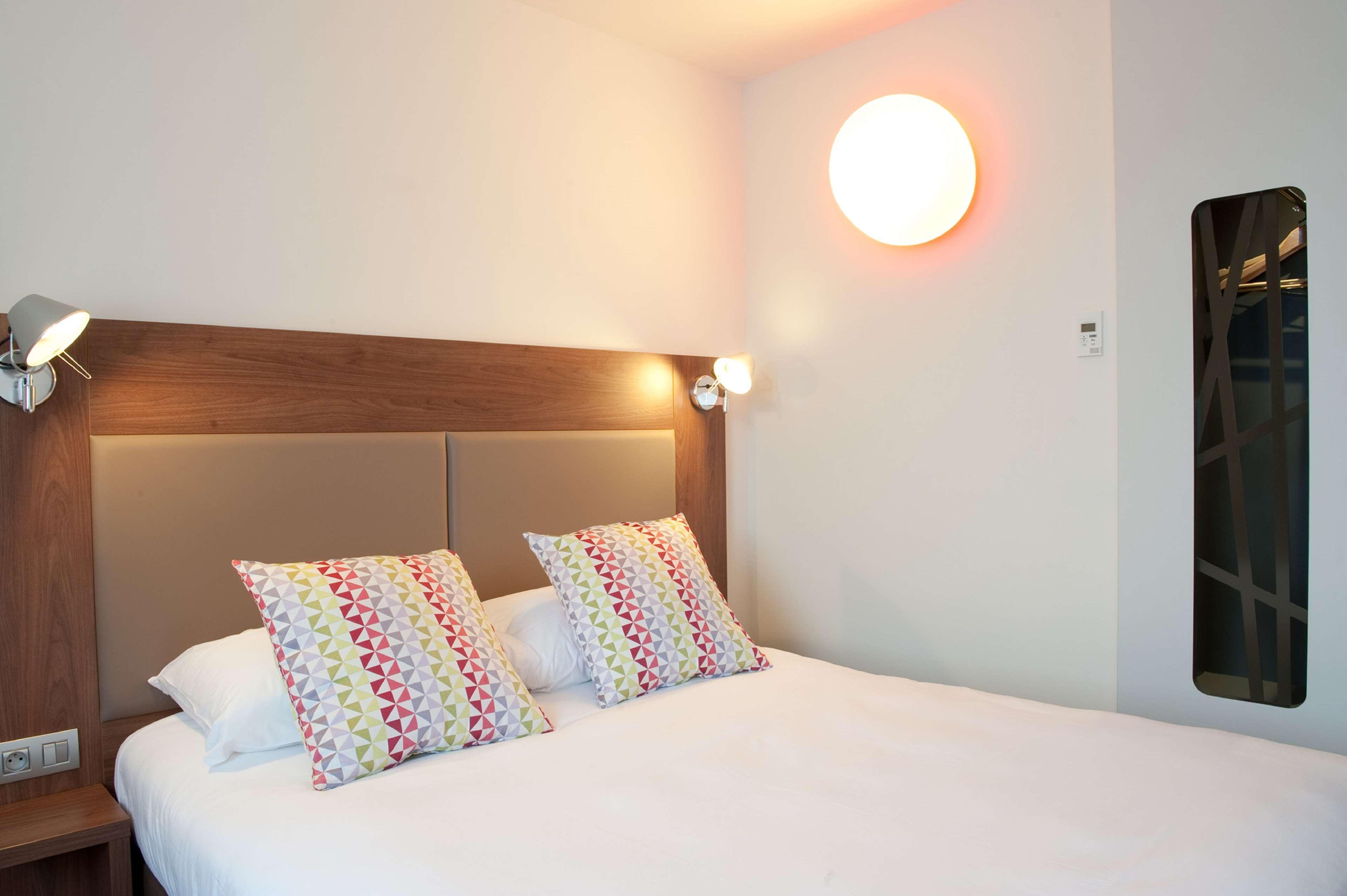 Campanile Limoges Centre - Gare Hotel Екстериор снимка