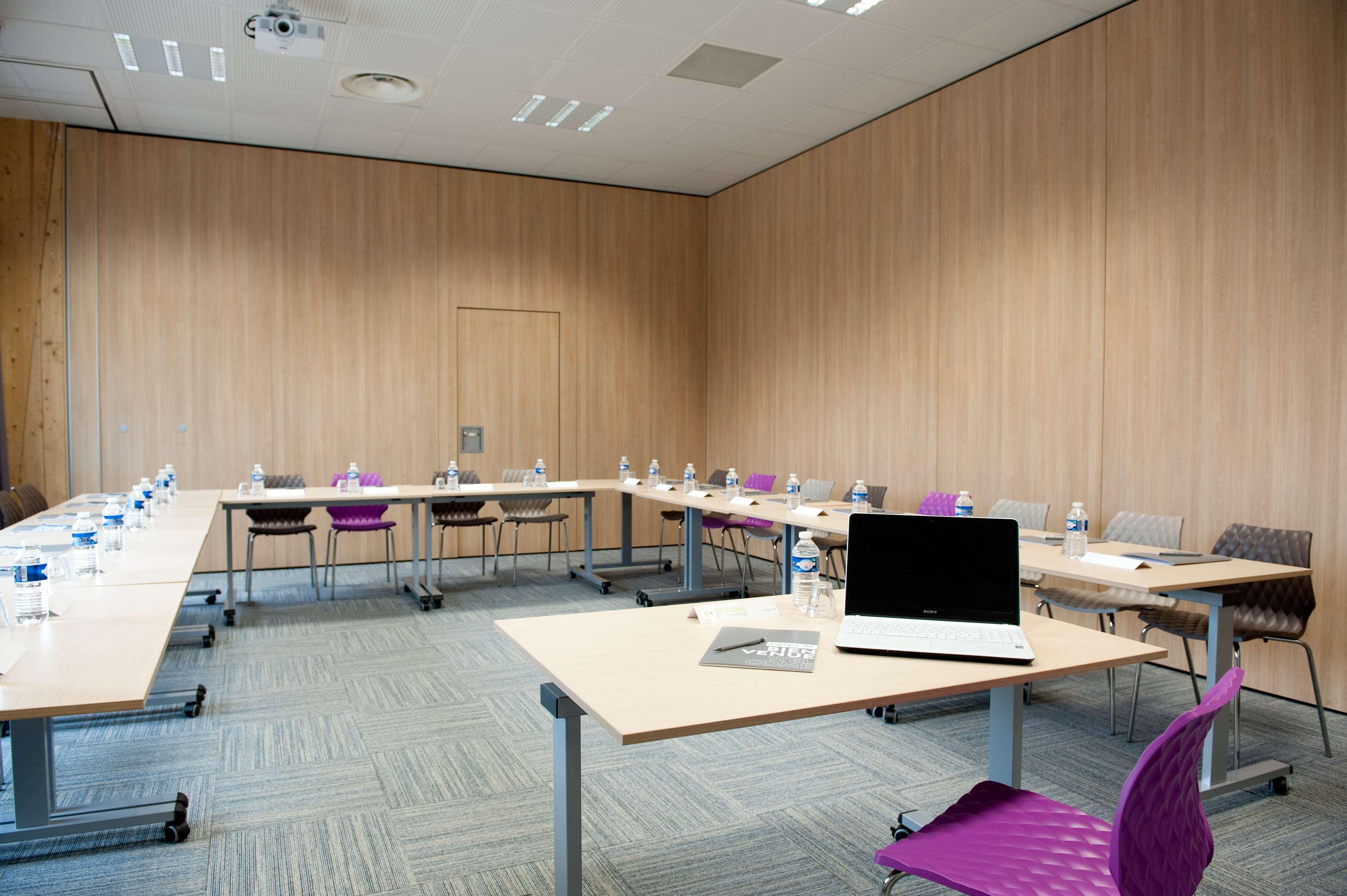 Campanile Limoges Centre - Gare Hotel Екстериор снимка