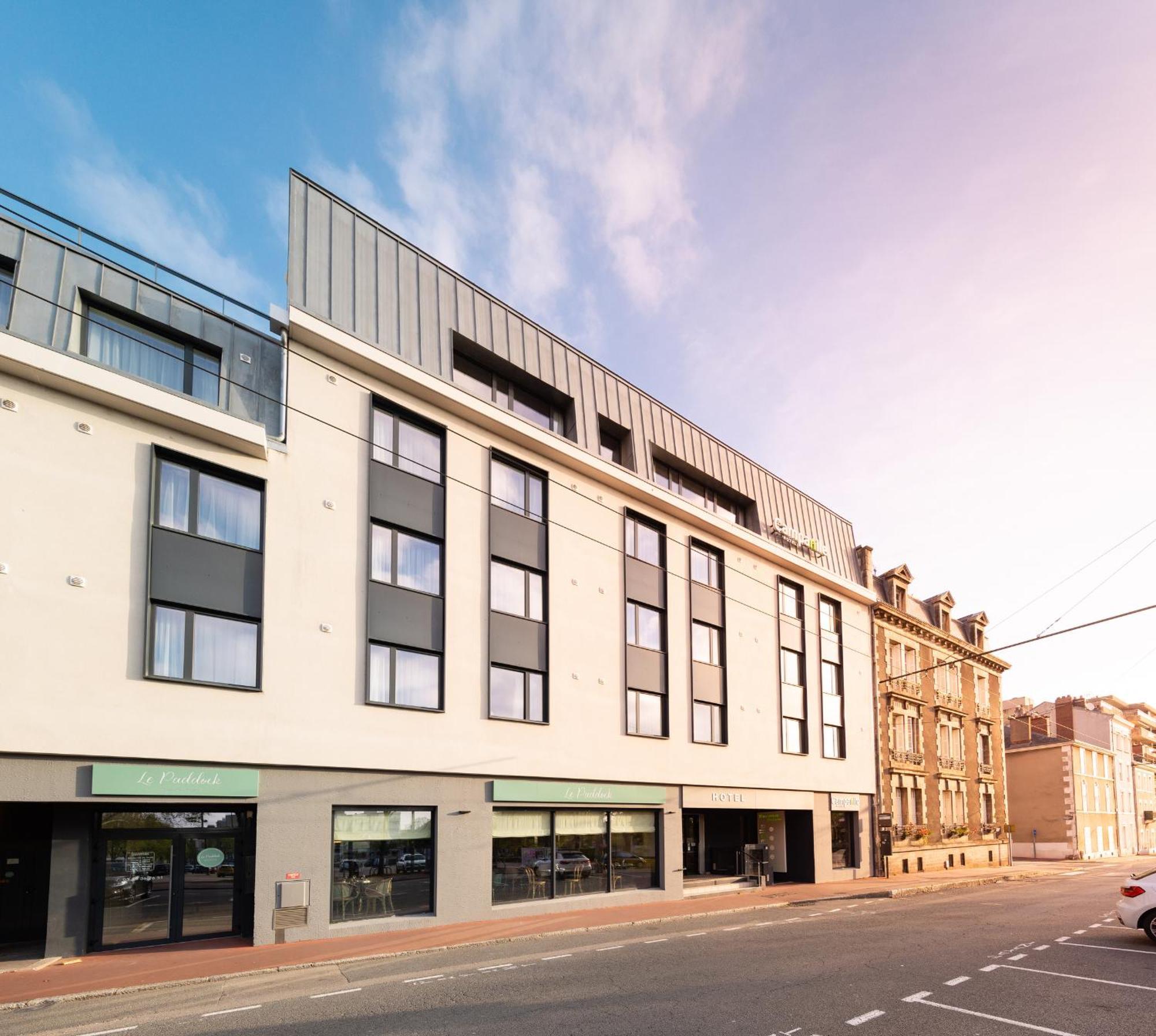 Campanile Limoges Centre - Gare Hotel Екстериор снимка