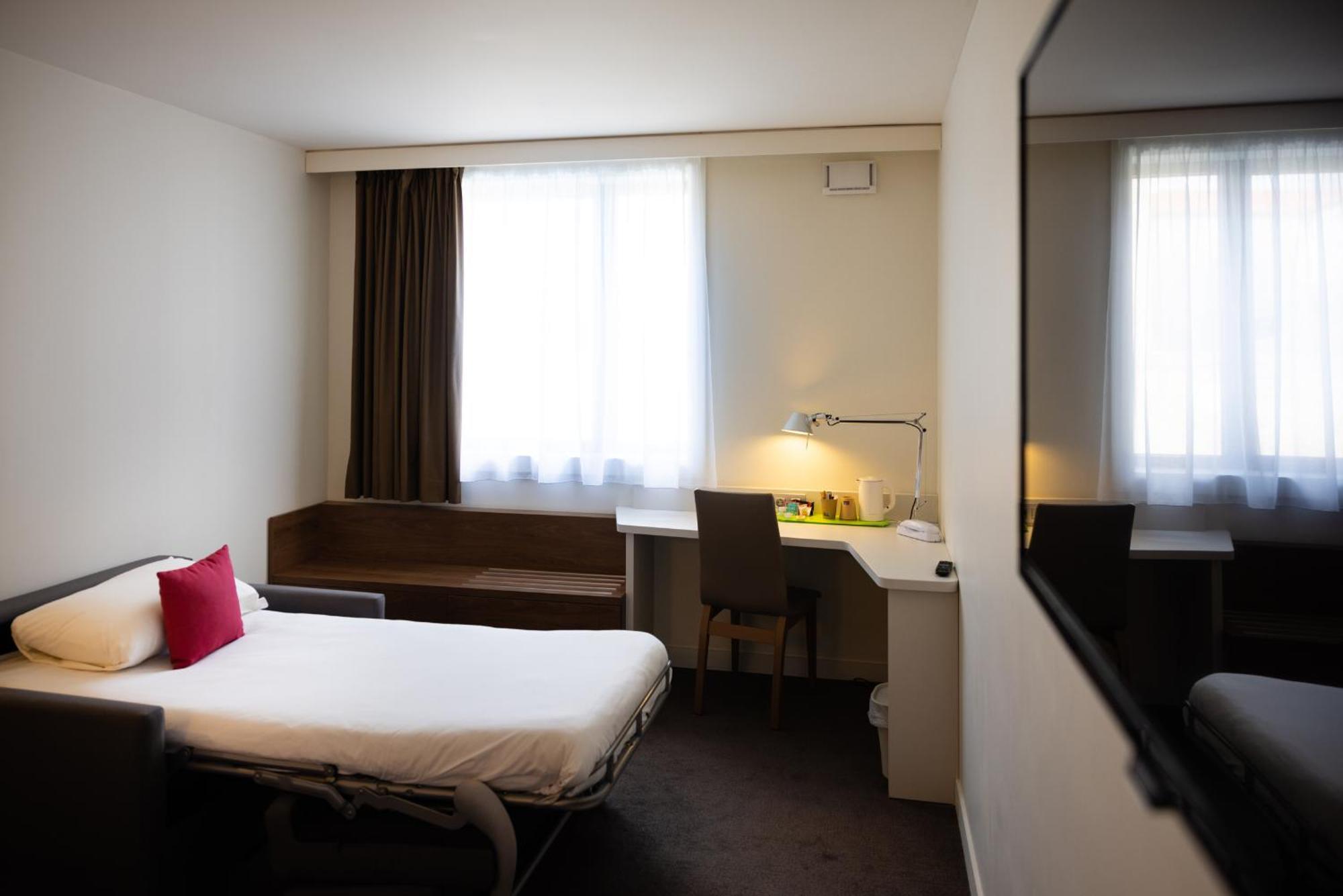 Campanile Limoges Centre - Gare Hotel Екстериор снимка