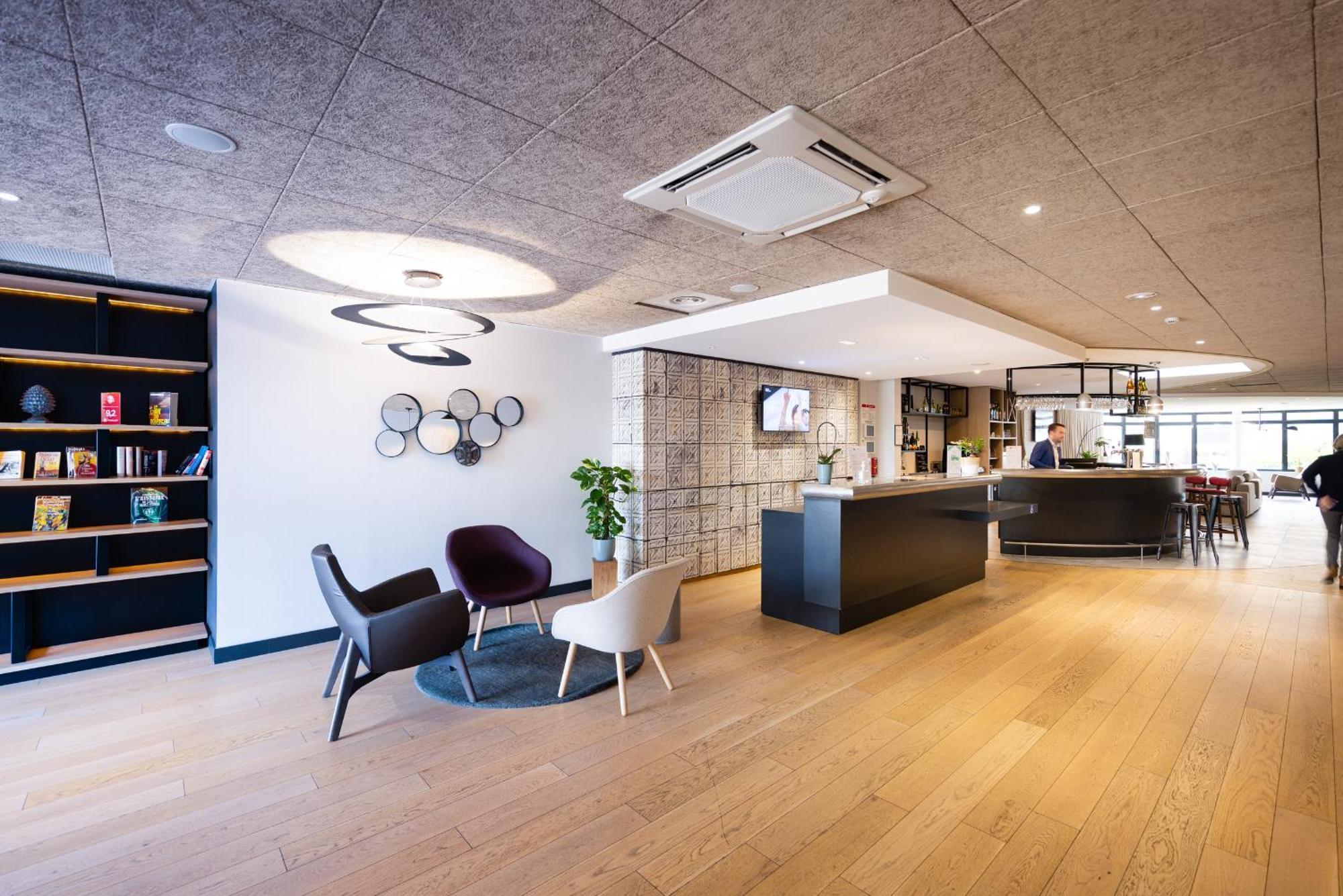 Campanile Limoges Centre - Gare Hotel Екстериор снимка