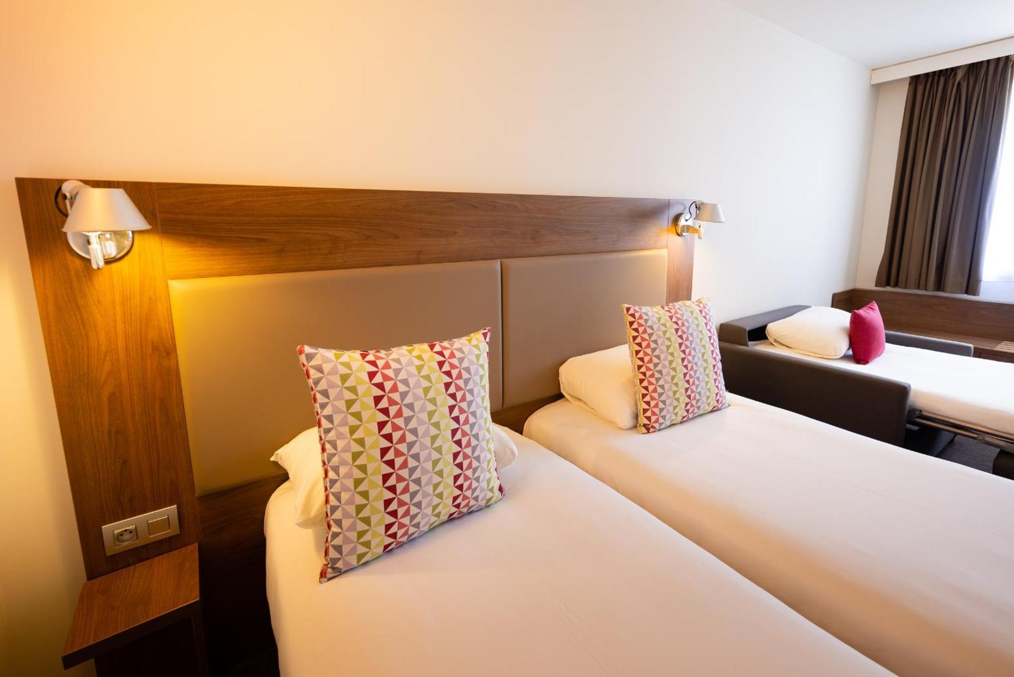 Campanile Limoges Centre - Gare Hotel Екстериор снимка