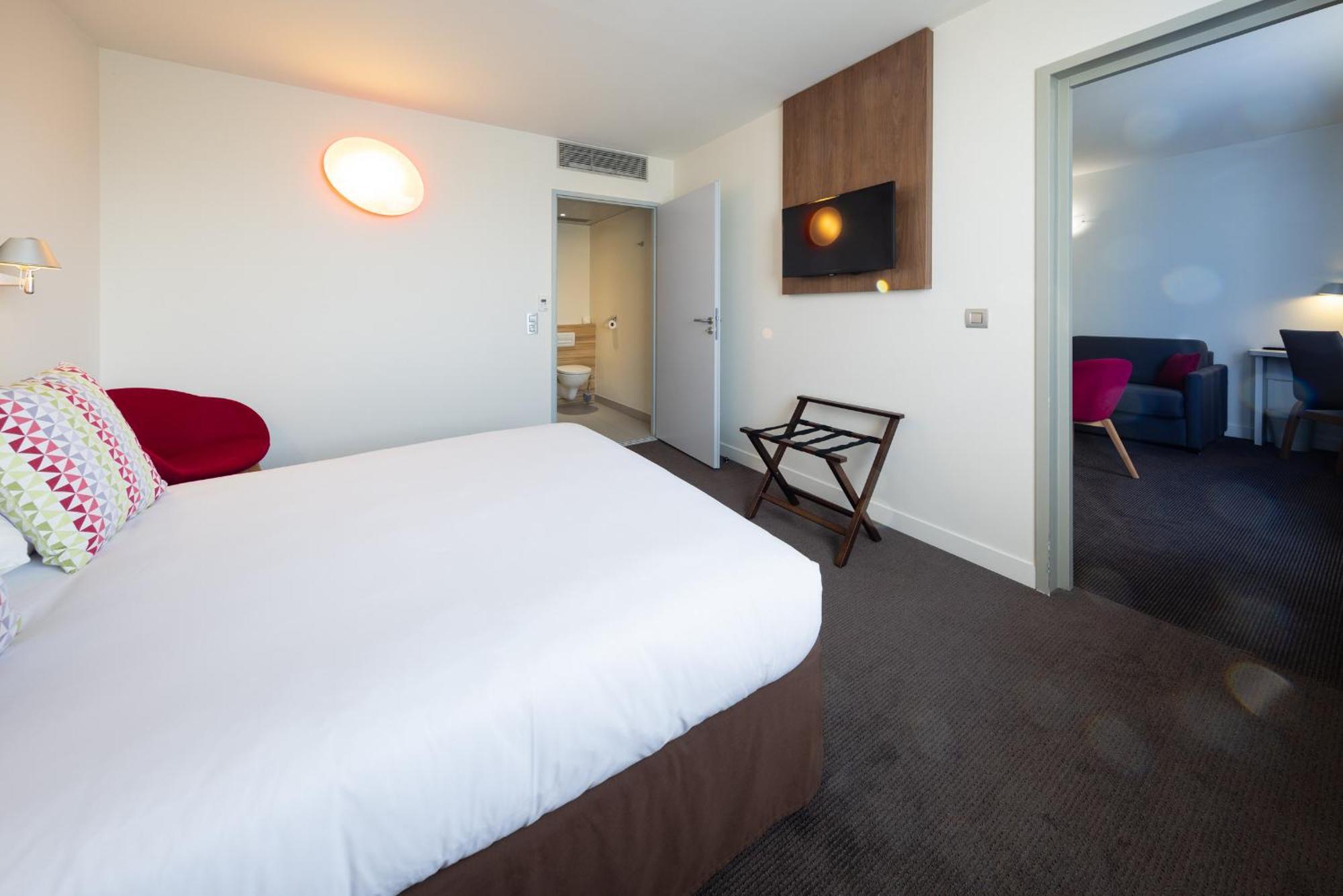 Campanile Limoges Centre - Gare Hotel Екстериор снимка