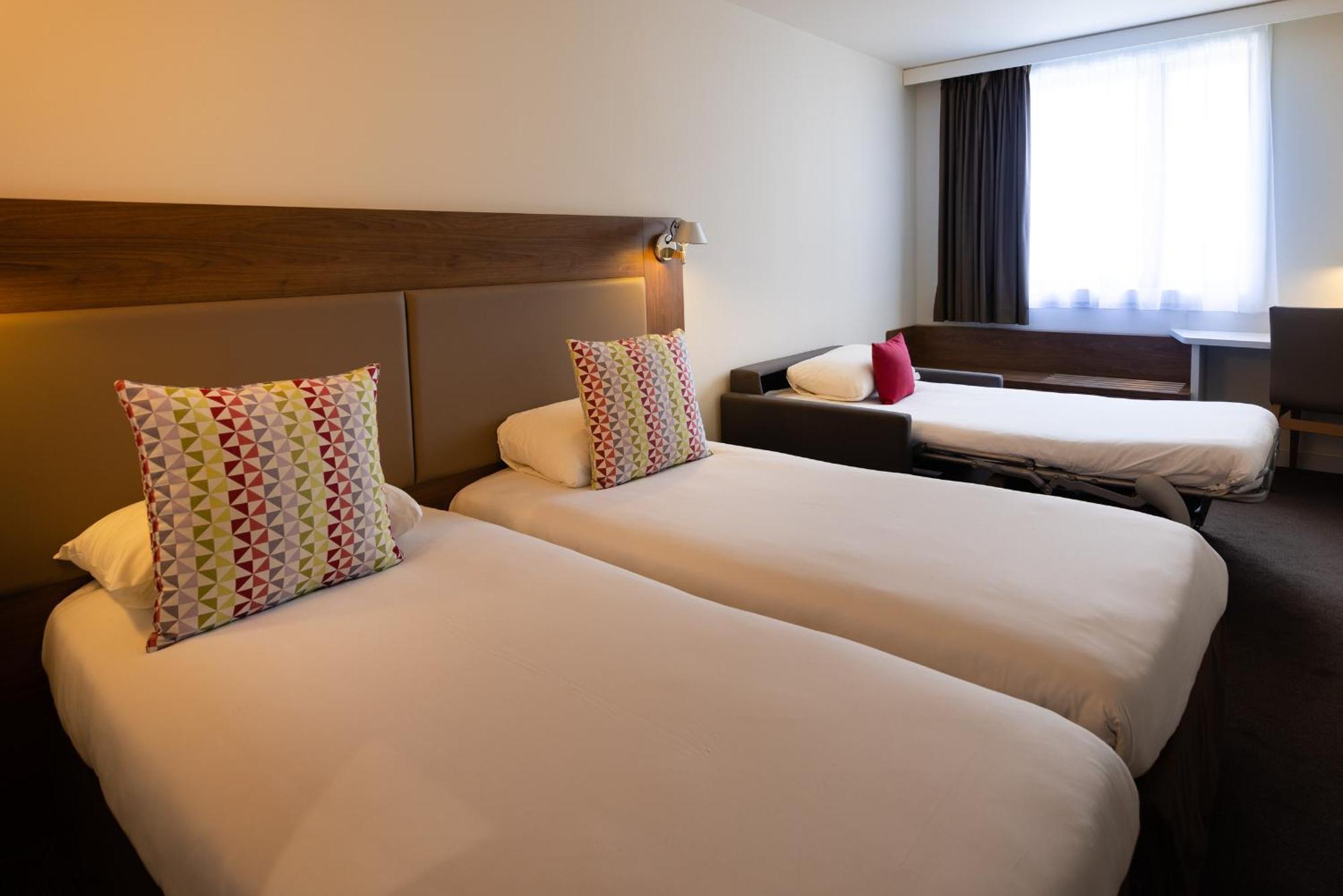 Campanile Limoges Centre - Gare Hotel Екстериор снимка
