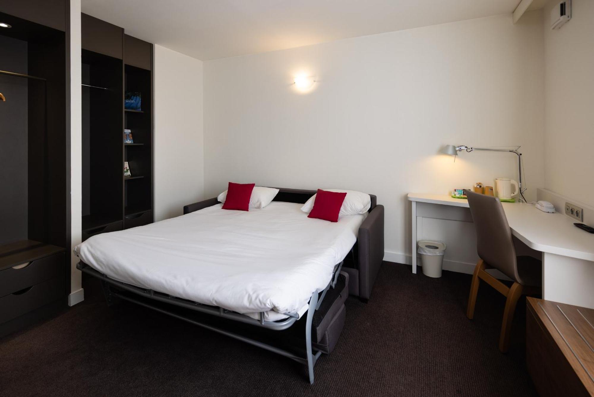 Campanile Limoges Centre - Gare Hotel Екстериор снимка